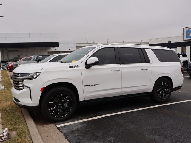 Used 2021 Chevrolet Suburban High Country image 5