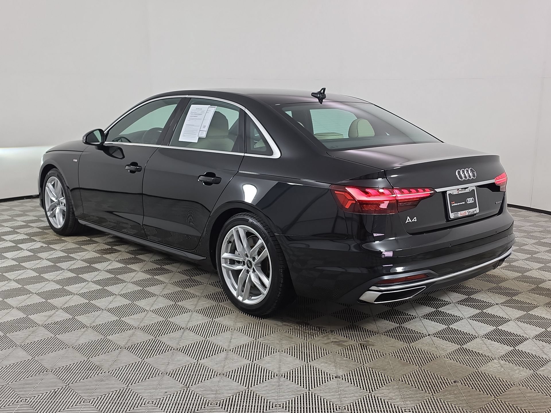 Used 2024 Audi A4 2.0T Premium Plus AWD/4WD image 5