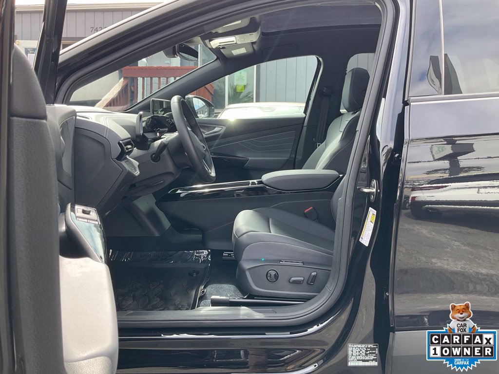 Used 2023 Volkswagen ID.4 Pro S AWD/4WD image 6