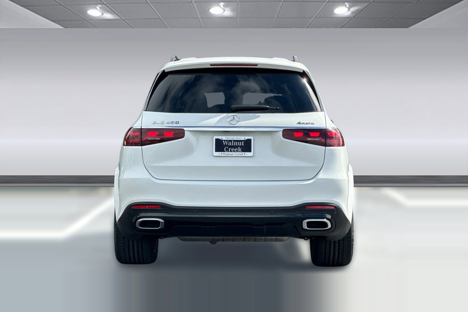 Used 2025 Mercedes-Benz GLS 450 4MATIC image 9