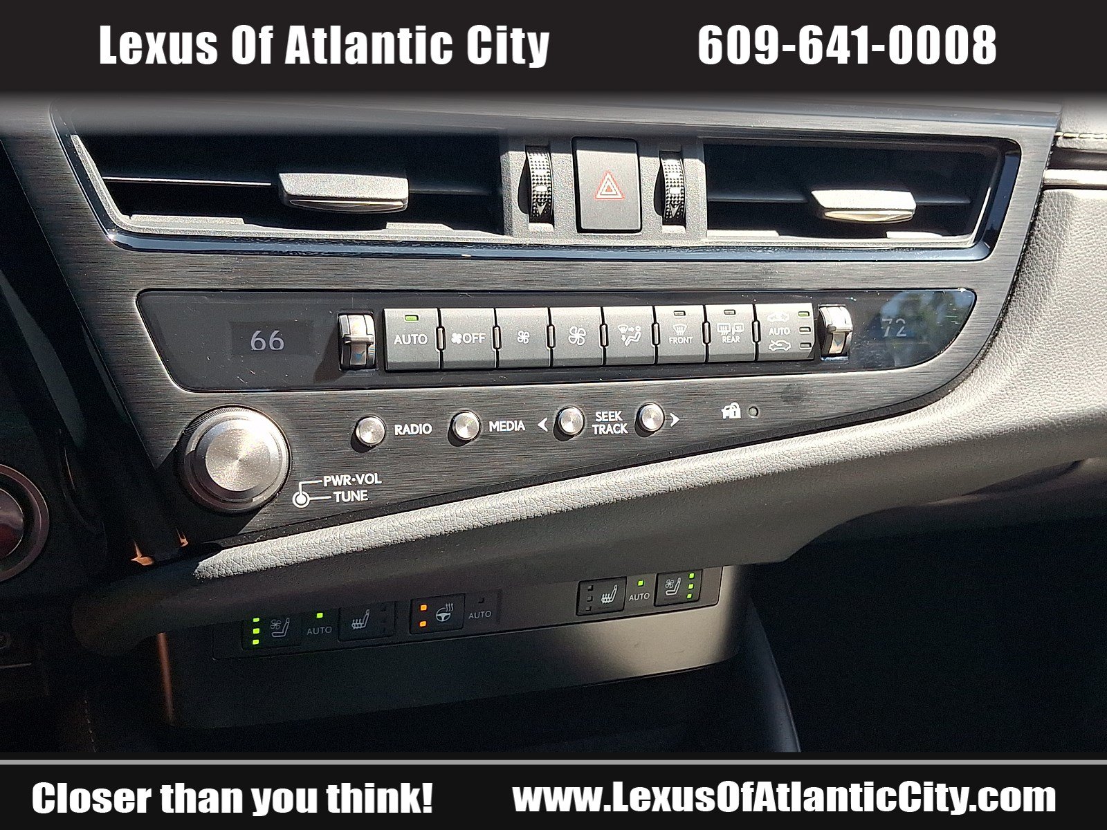 Used 2025 Lexus ES 350 w/ Premium Package FWD image 16
