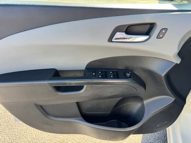 Used 2015 Chevrolet Sonic LTZ FWD image 15