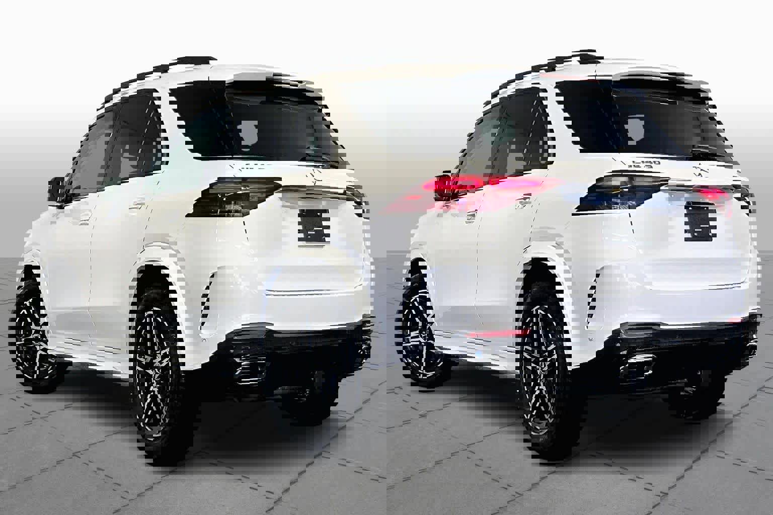 New 2026 Mercedes-Benz GLE 450 4MATIC image 3