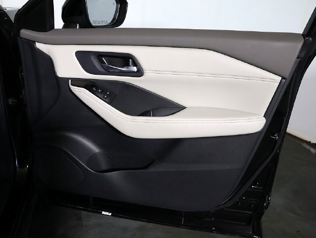 Used 2023 Nissan Rogue SV w/ SV Premium B Package FWD image 31