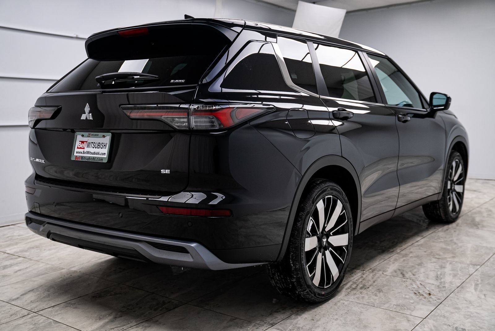 New 2026 Mitsubishi Outlander ES AWD/4WD image 9