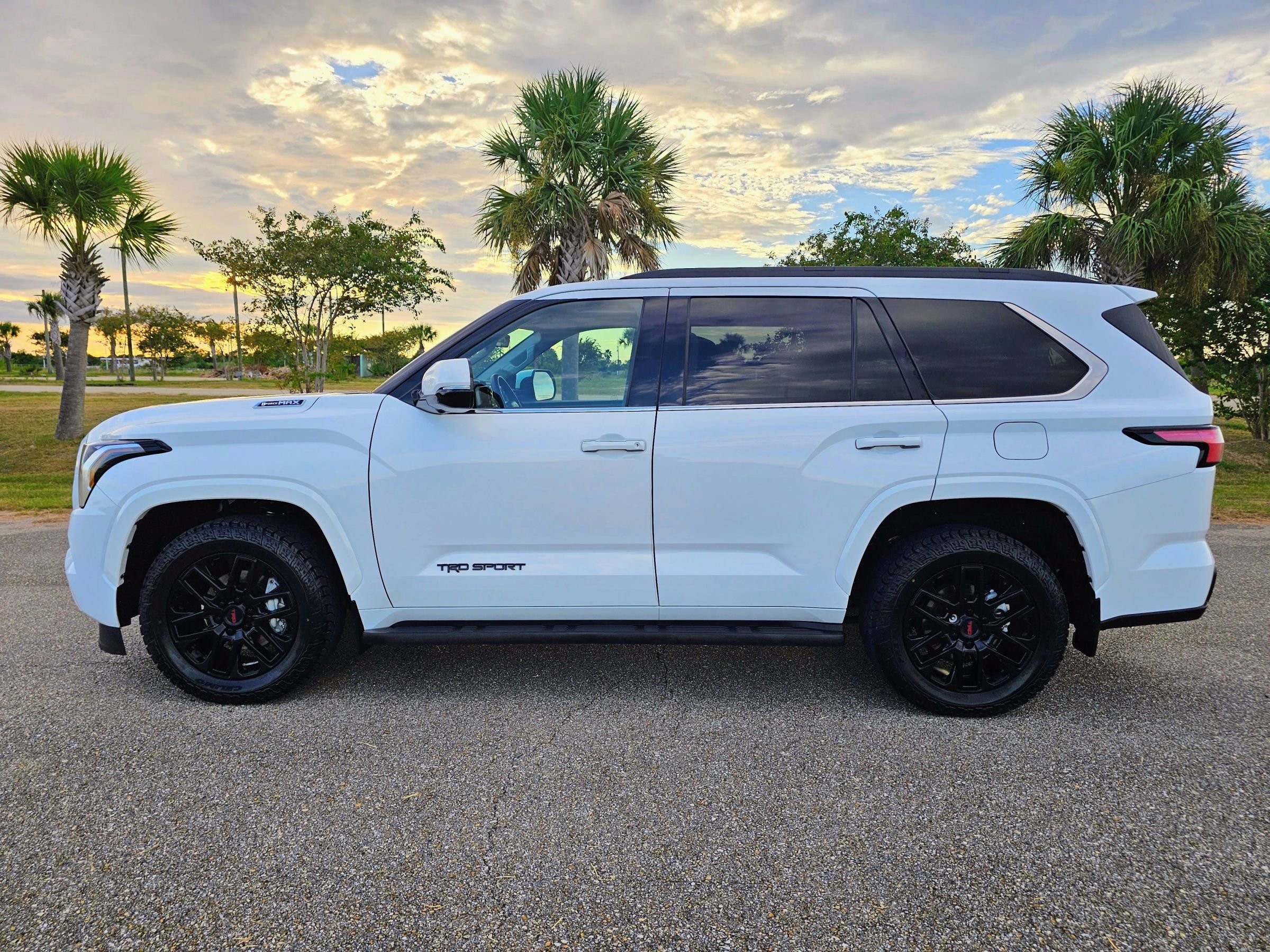 Used 2023 Toyota Sequoia SR5 w/ TRD Sport Package image 4