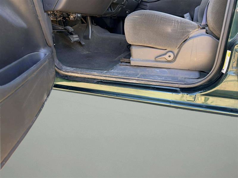 Used 2007 Chevrolet Silverado 1500 LS image 34