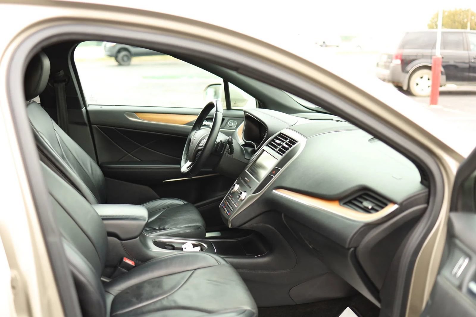 Used 2015 Lincoln MKC AWD w/ Equipment Group 102A Reserve image 48