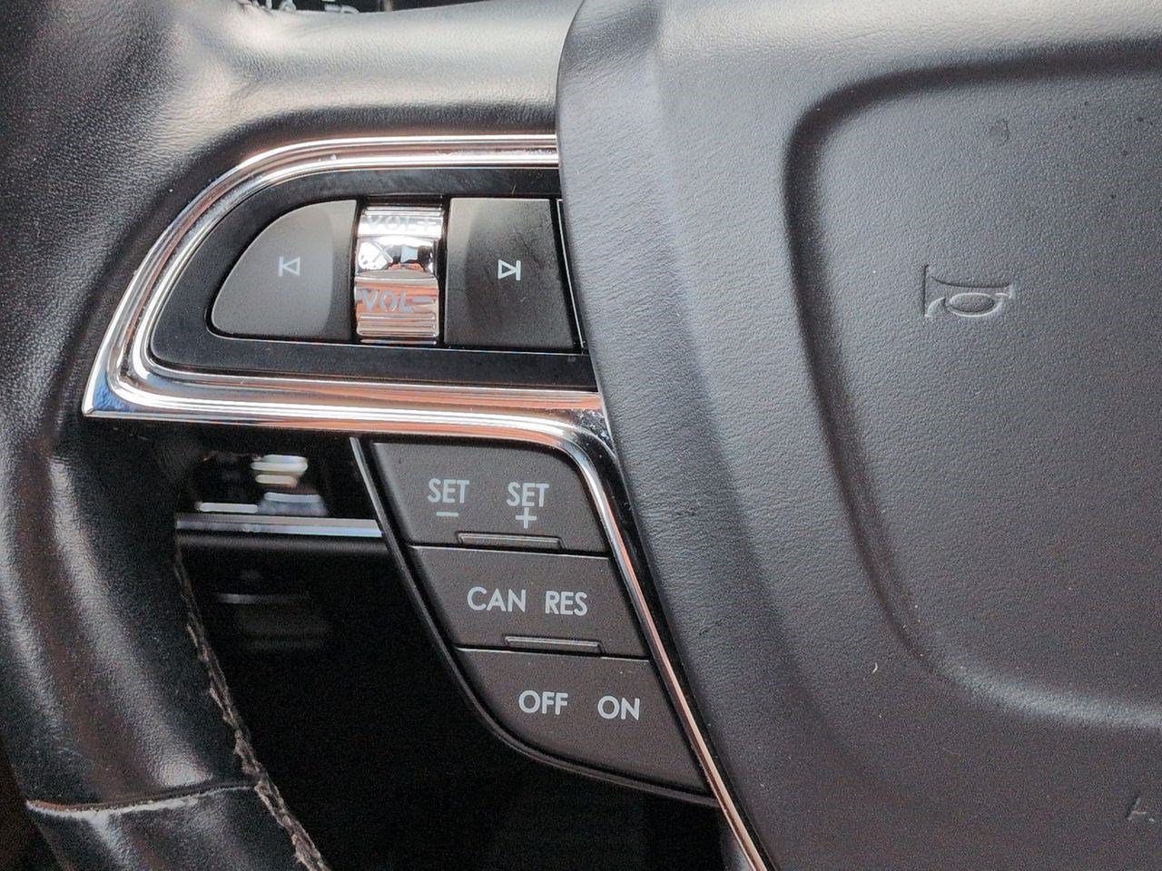Certified 2023 Lincoln Nautilus Reserve AWD/4WD image 26