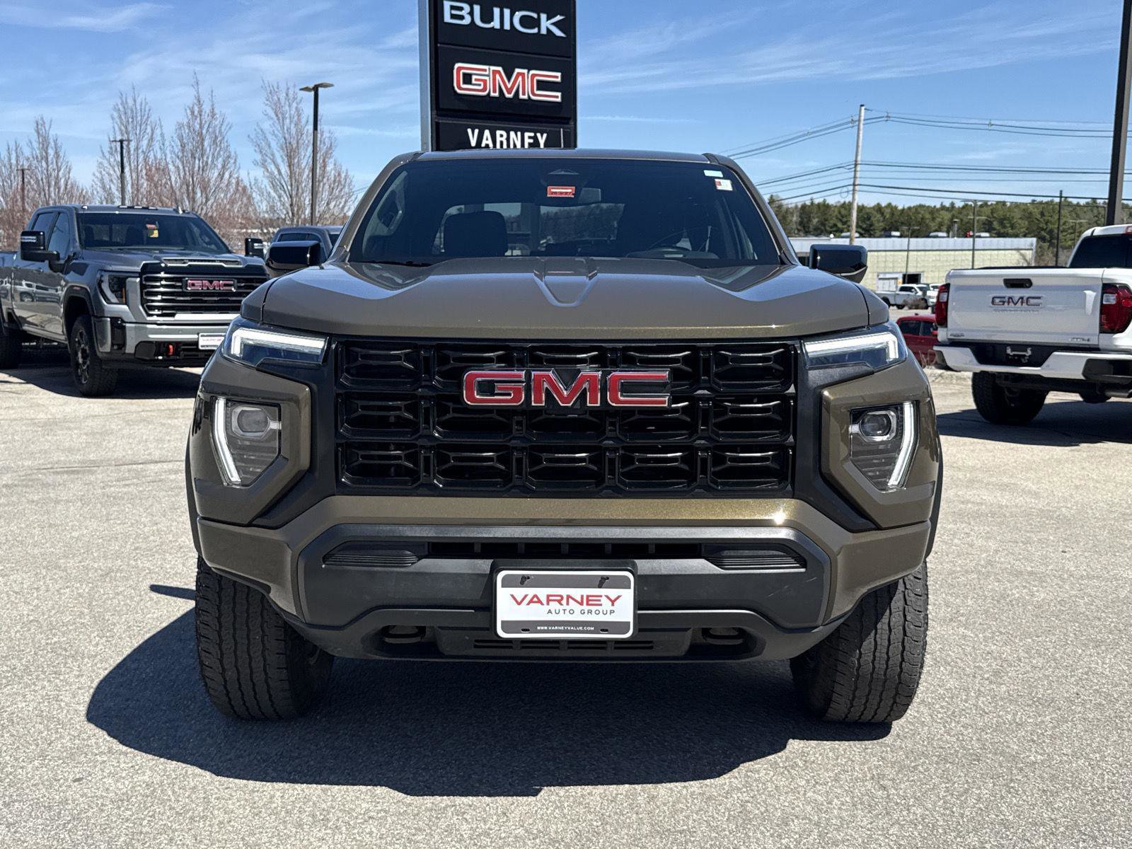 Used 2024 GMC Canyon Elevation w/ Trailering Package AWD/4WD image 2