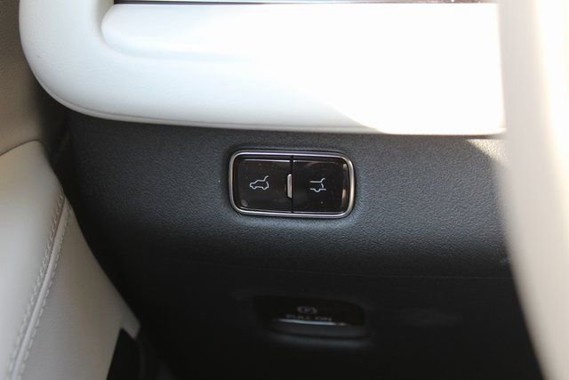 New 2026 Lincoln Navigator Reserve w/ Jet Appearance Package image 19