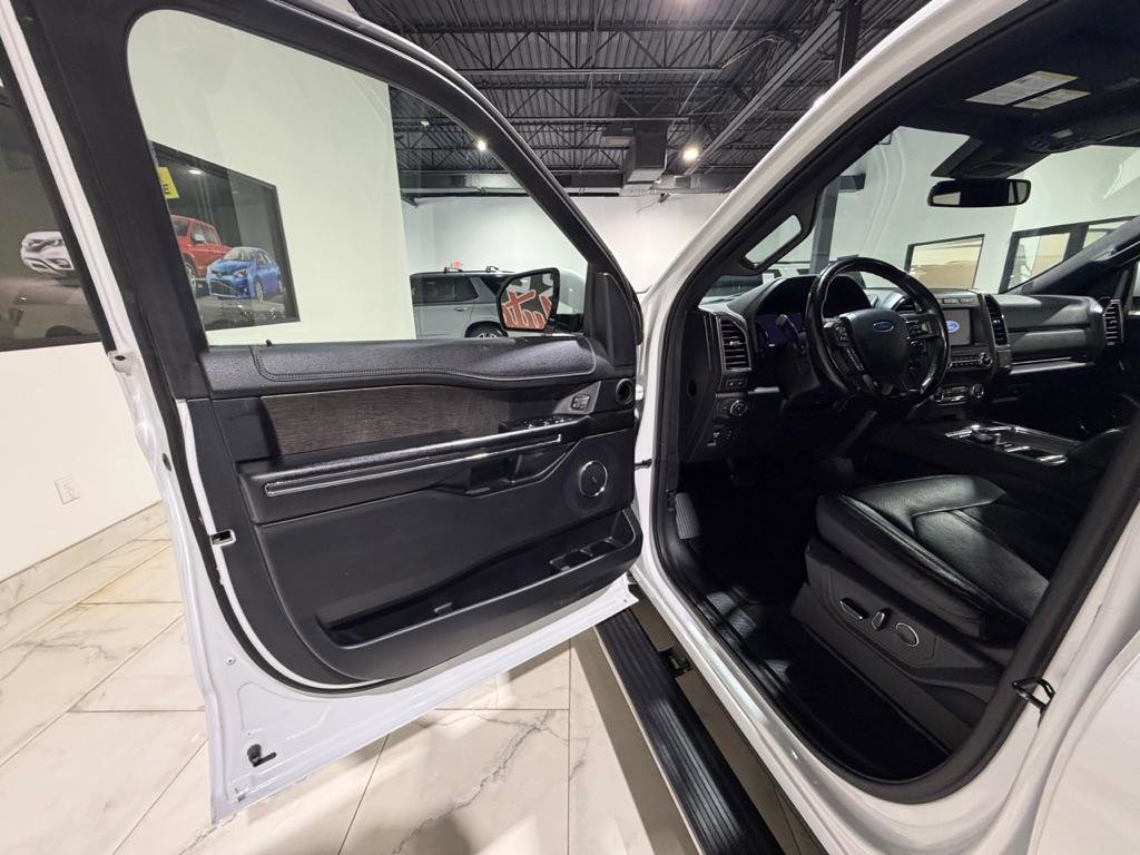 Used 2021 Ford Expedition Max Limited image 19