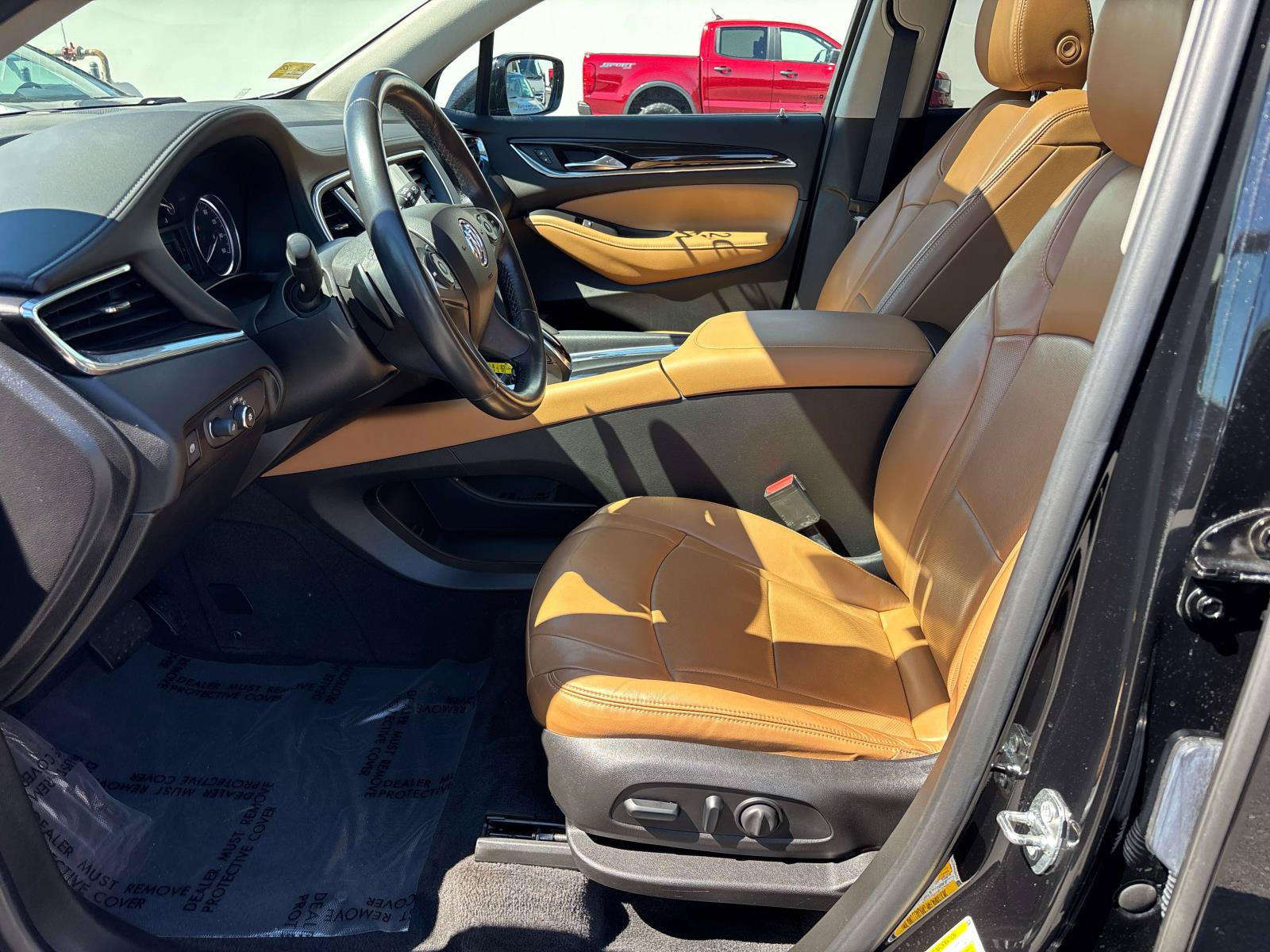 Used 2019 Buick Enclave Essence AWD/4WD image 7