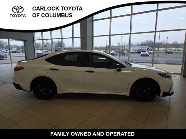 Used 2026 Toyota Camry Hybrid w/ Convenience Package FWD image 6