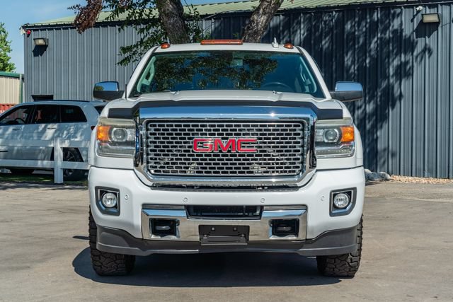 Used 2016 GMC Sierra 2500 Denali w/ Duramax Plus Package AWD/4WD image 9