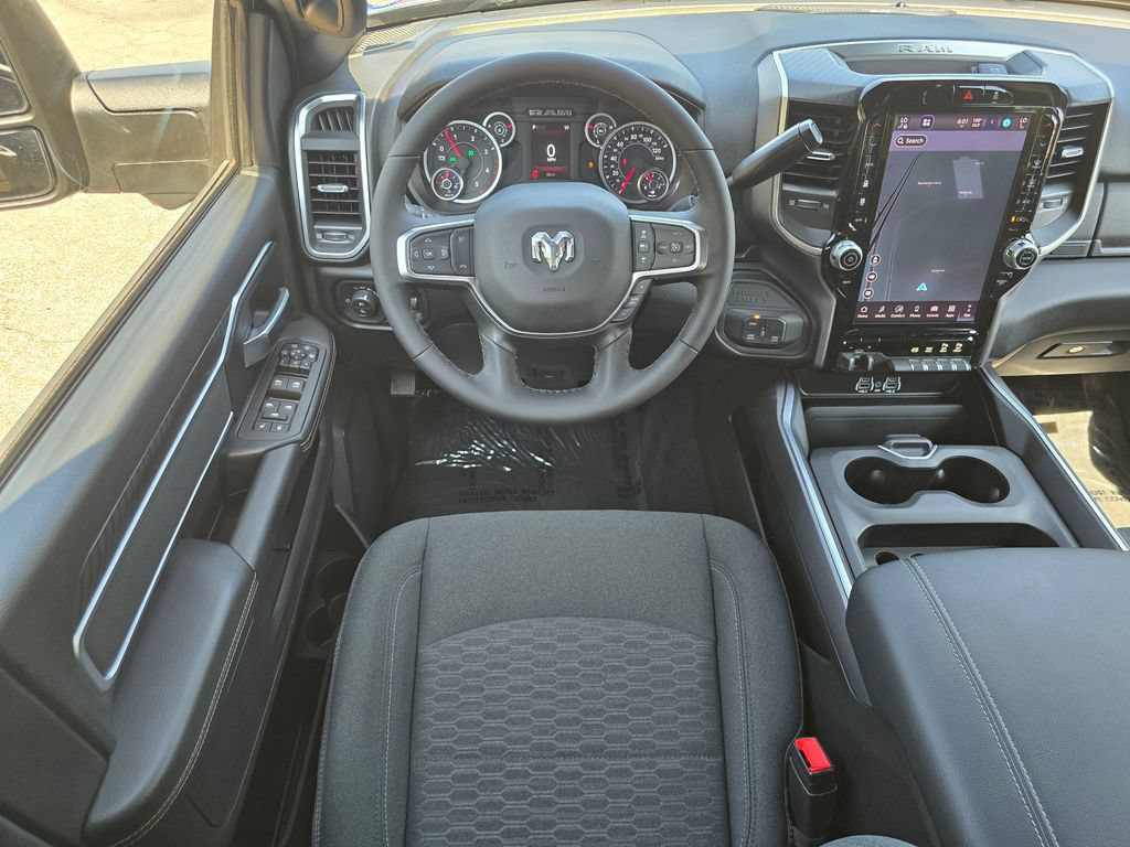Used 2026 RAM 3500 Big Horn AWD/4WD image 30