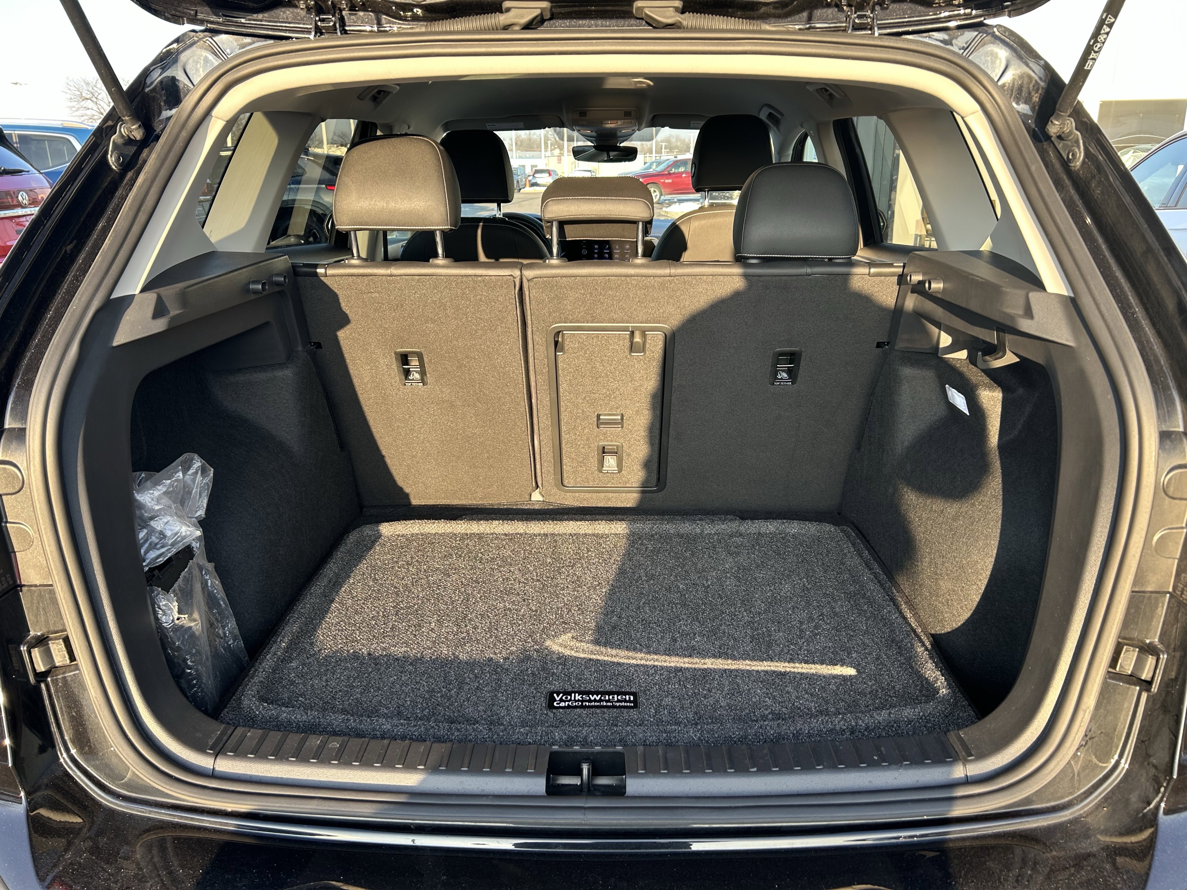 Certified 2024 Volkswagen Taos SE w/ Black Wheel Plus Package image 26