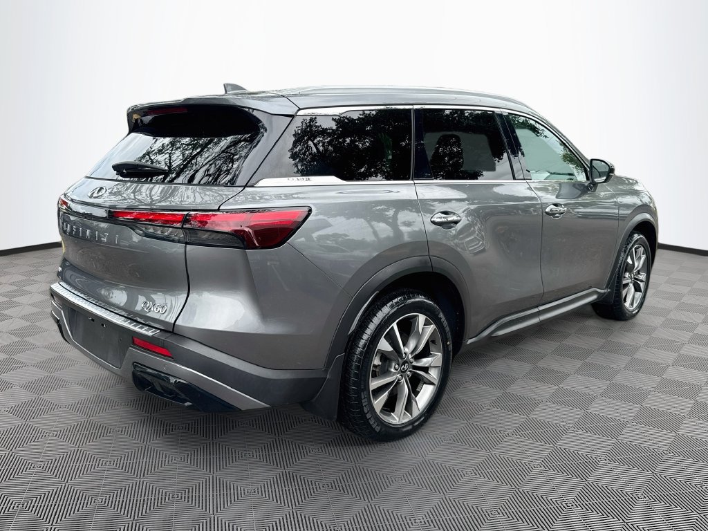 Certified 2023 INFINITI QX60 Luxe w/ Vision Package AWD/4WD image 6