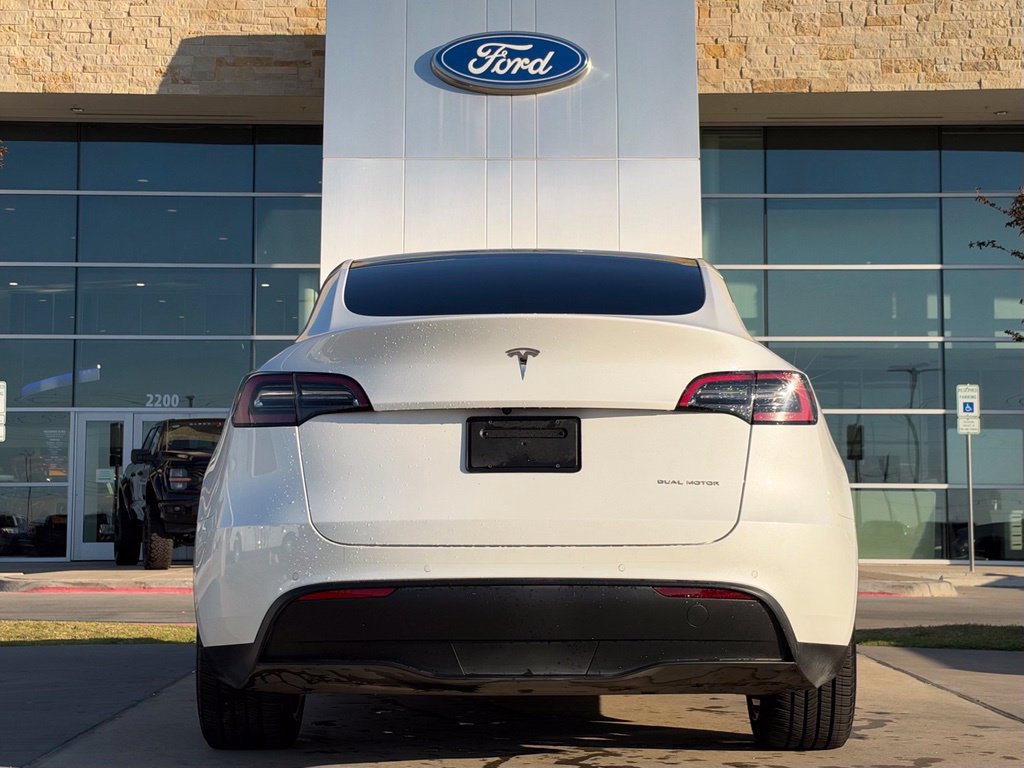 Used 2021 Tesla Model Y Long Range AWD/4WD image 17