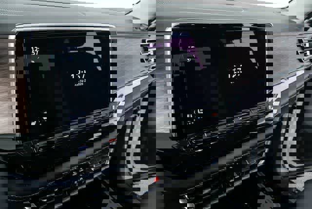 New 2026 Volkswagen Atlas SEL Premium R-Line image 13