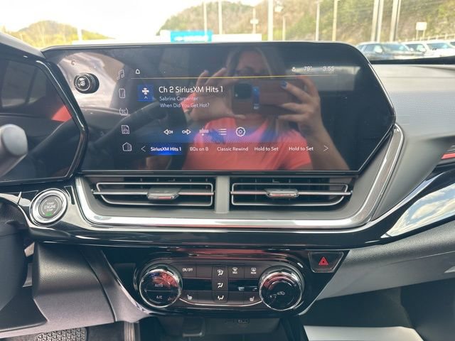 New 2026 Chevrolet Trax RS w/ Driver Confidence Package image 13