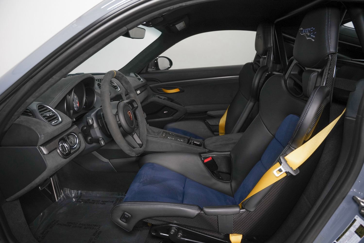 Used 2023 Porsche 718 Cayman GT4 RS RWD image 44