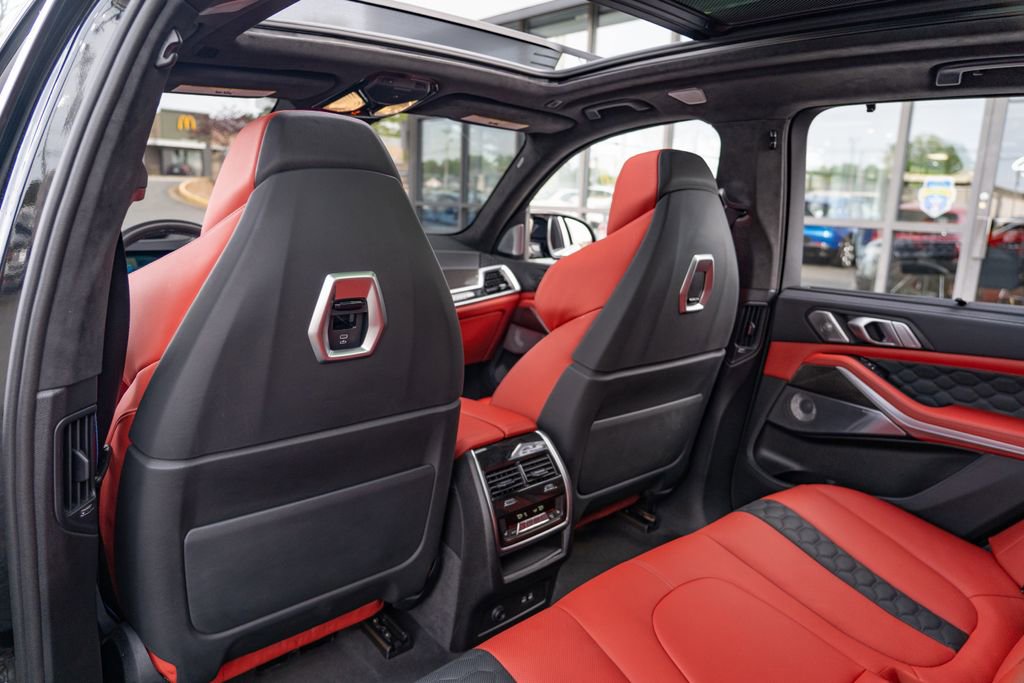 Used 2025 BMW X5 M Competition w/ Executive Package AWD/4WD image 17