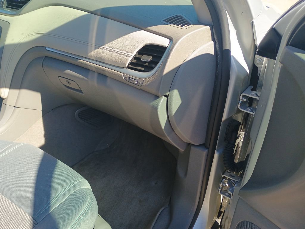 Used 2017 Chevrolet Traverse LS FWD image 31