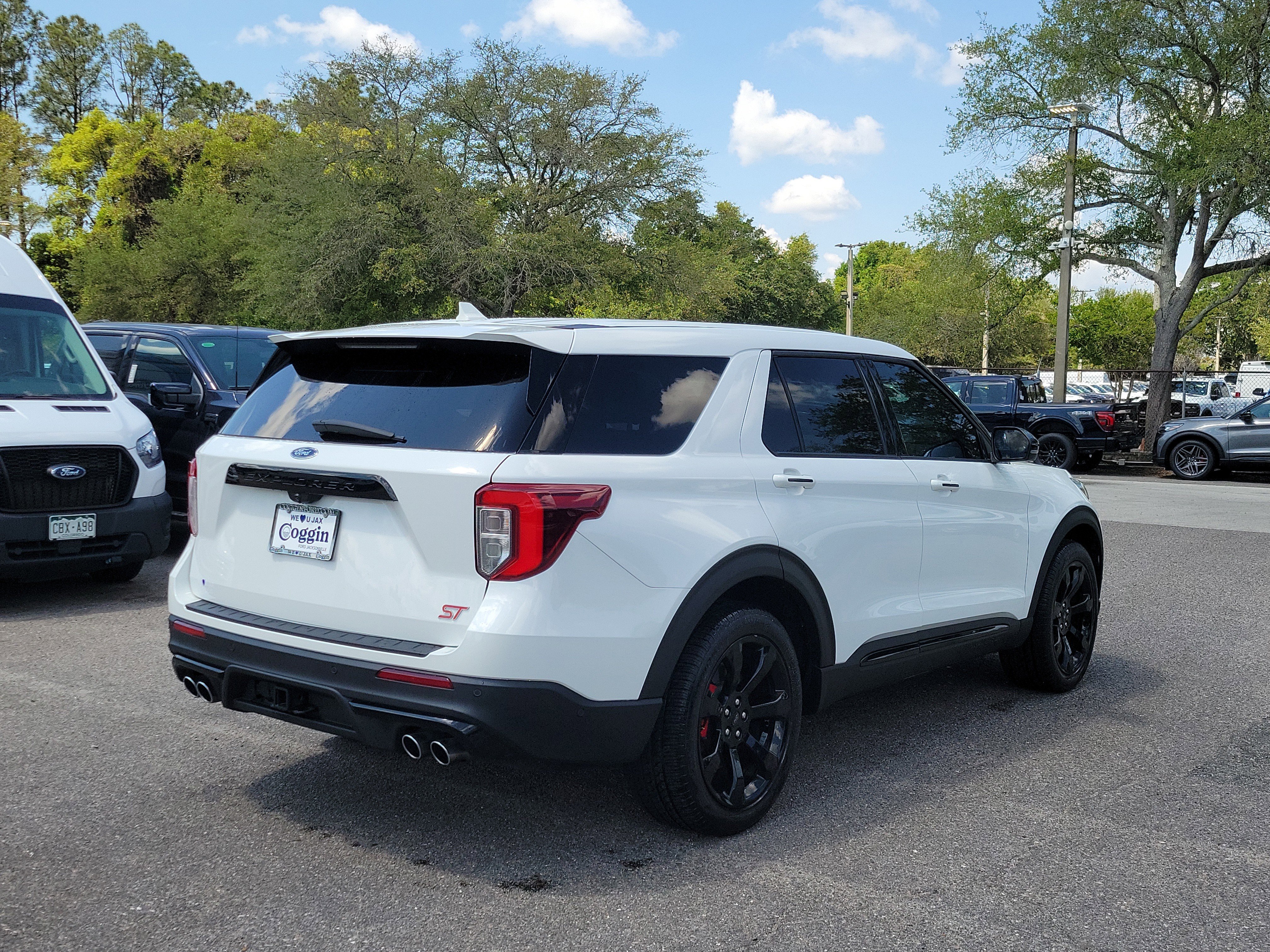 Used 2021 Ford Explorer ST w/ Equipment Group 401A AWD/4WD image 3