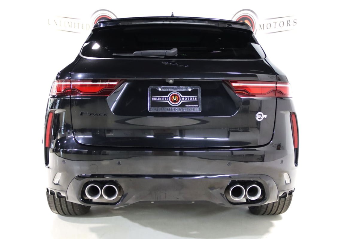 Used 2022 Jaguar F-PACE SVR AWD/4WD image 30