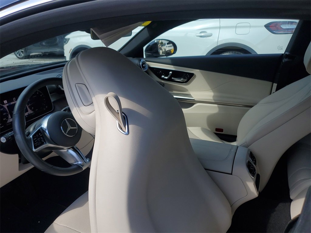 Used 2025 Mercedes-Benz CLE 300 4MATIC Coupe image 12