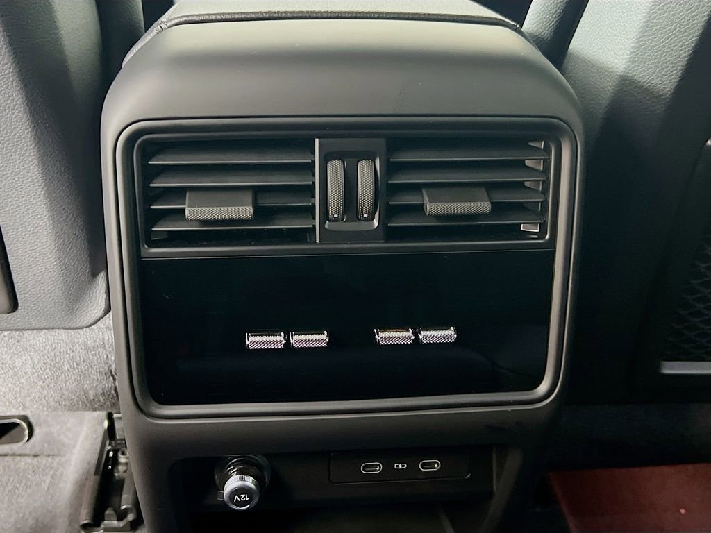 New 2026 Porsche Cayenne image 27