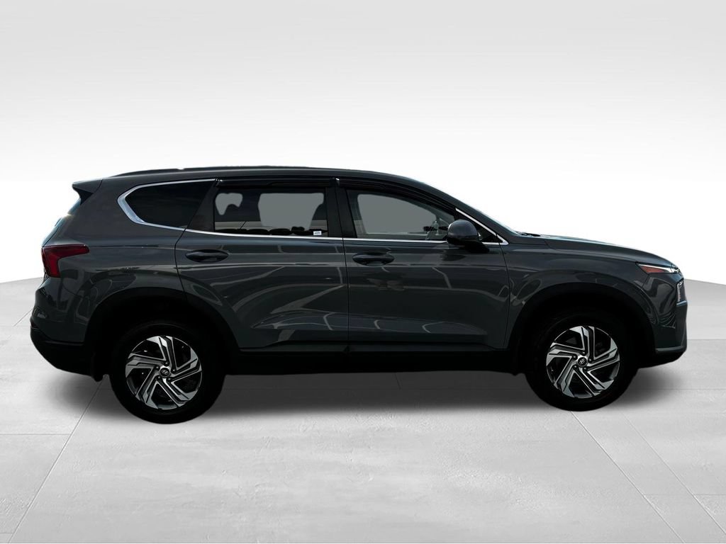 Used 2023 Hyundai Santa Fe SE AWD/4WD image 5