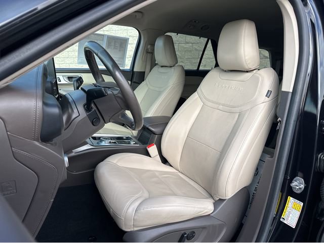 Used 2022 Ford Explorer Platinum w/ Equipment Group 601A image 25