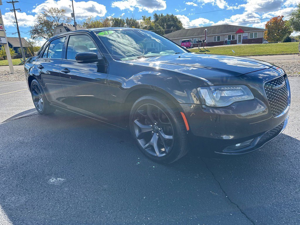 Used 2021 Chrysler 300 S image 4