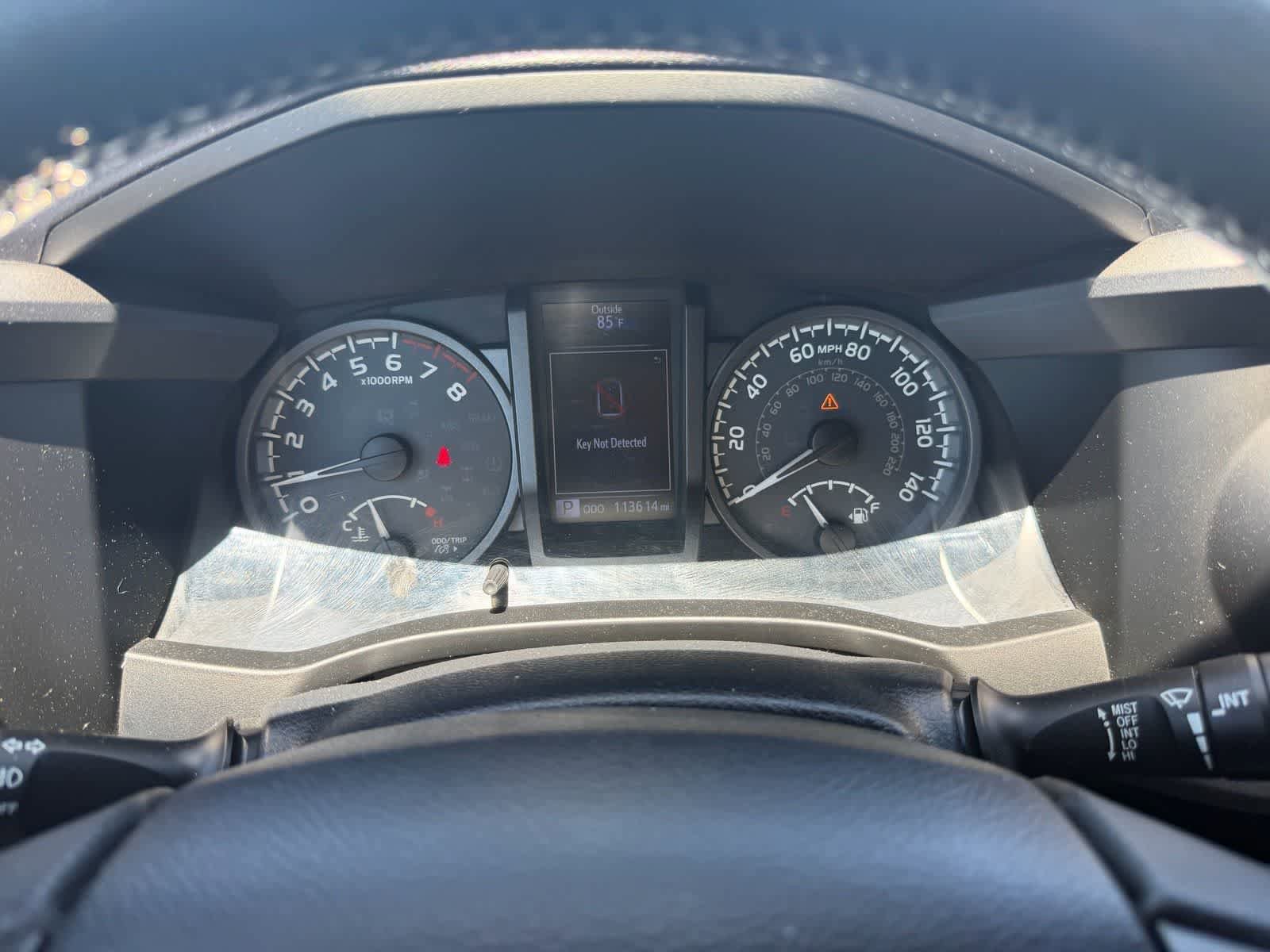 Used 2019 Toyota Tacoma TRD Off-Road AWD/4WD image 11