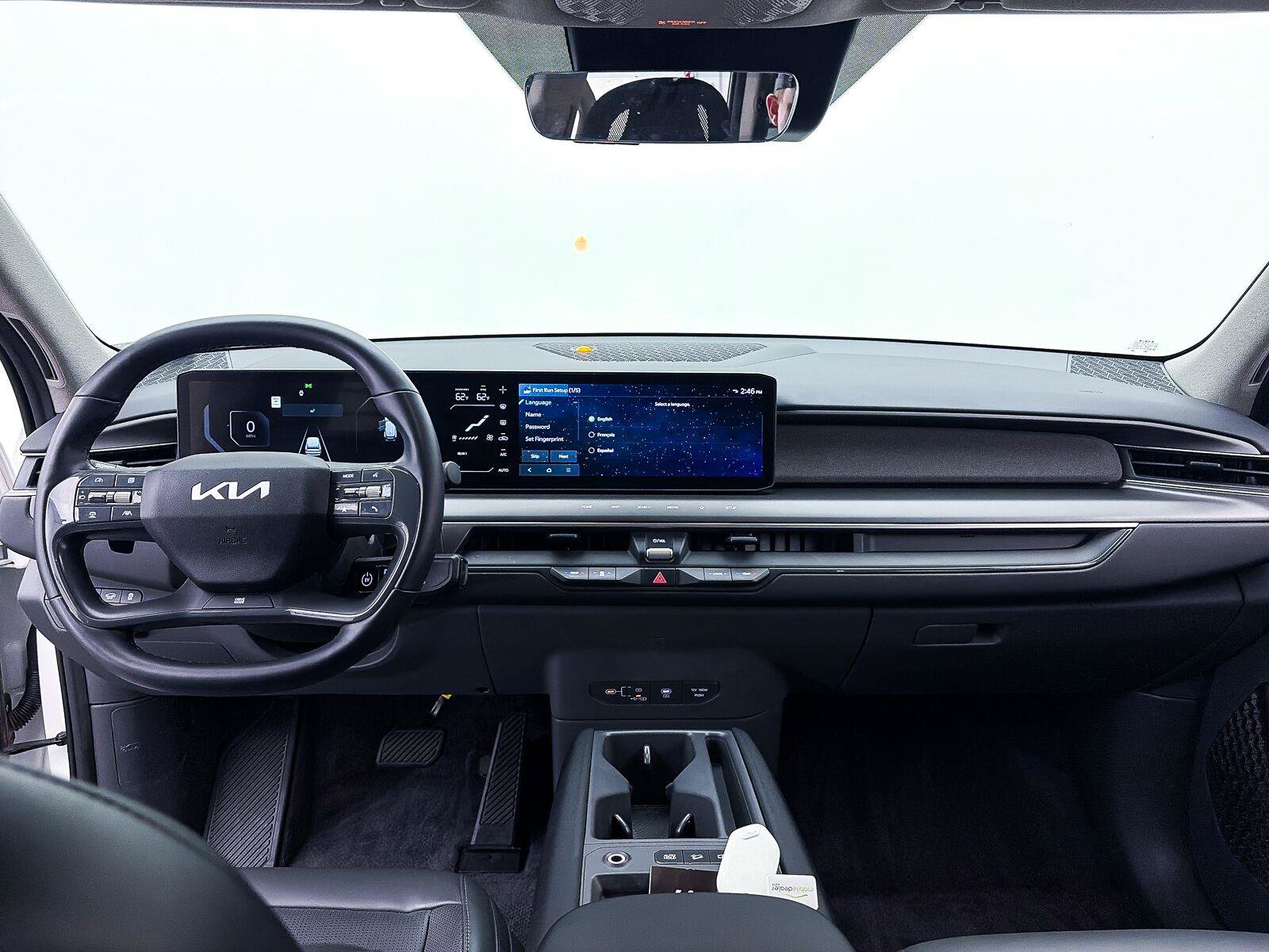 Used 2024 Kia EV9 Light Long Range RWD image 22