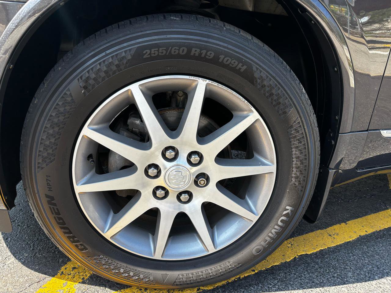 Used 2017 Buick Enclave Leather AWD/4WD image 11