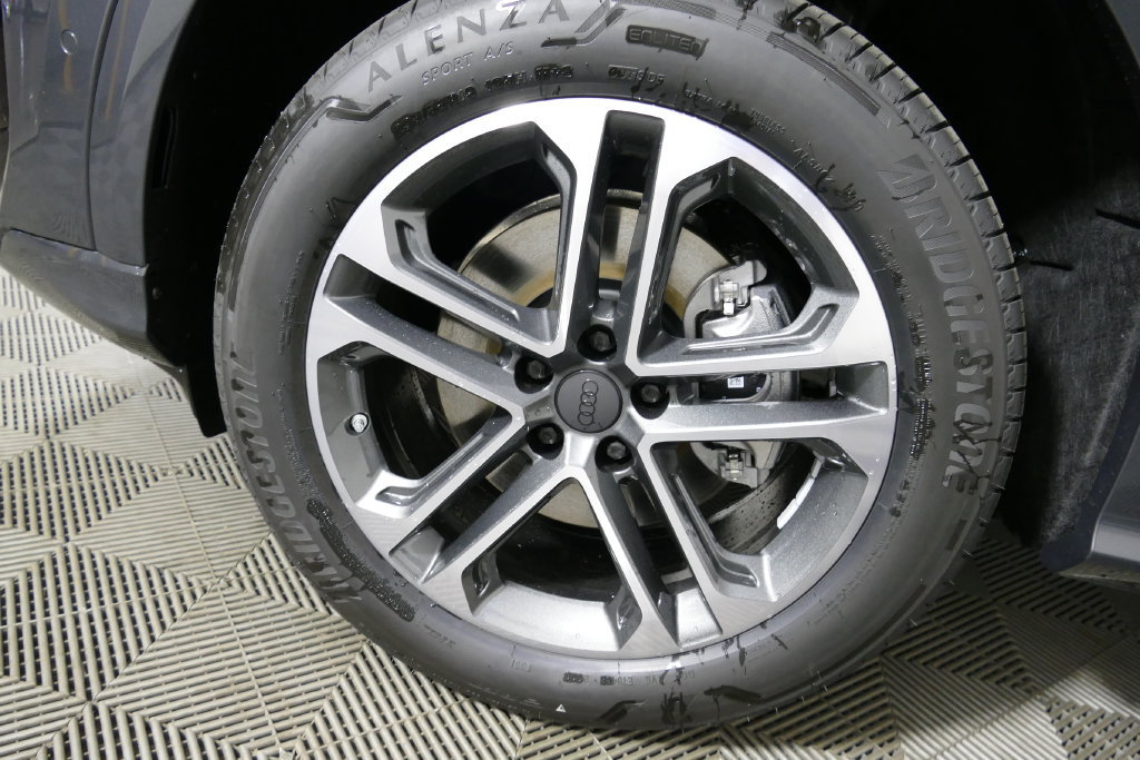 New 2026 Audi Q5 2.0T AWD/4WD image 9