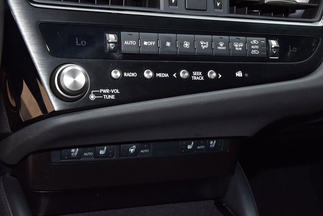Used 2023 Lexus ES 350 w/ Premium Package FWD image 29