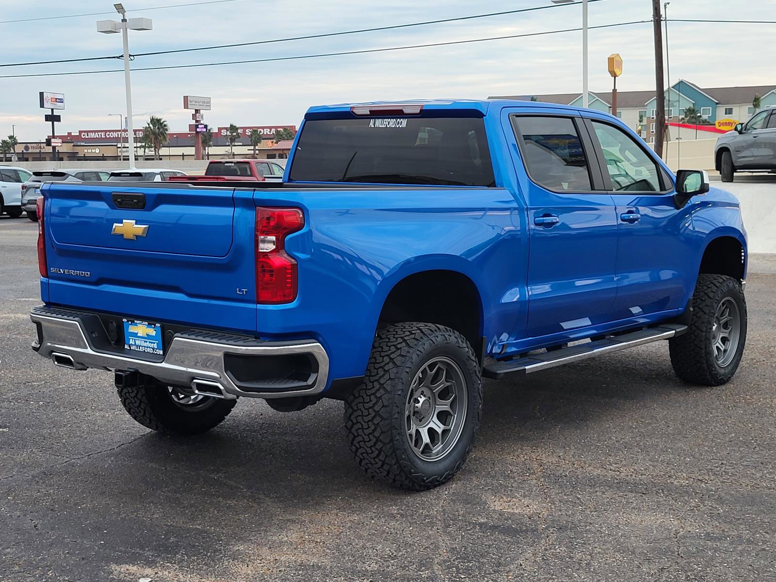 New 2026 Chevrolet Silverado 1500 LT w/ Z71 Off-Road Package image 5