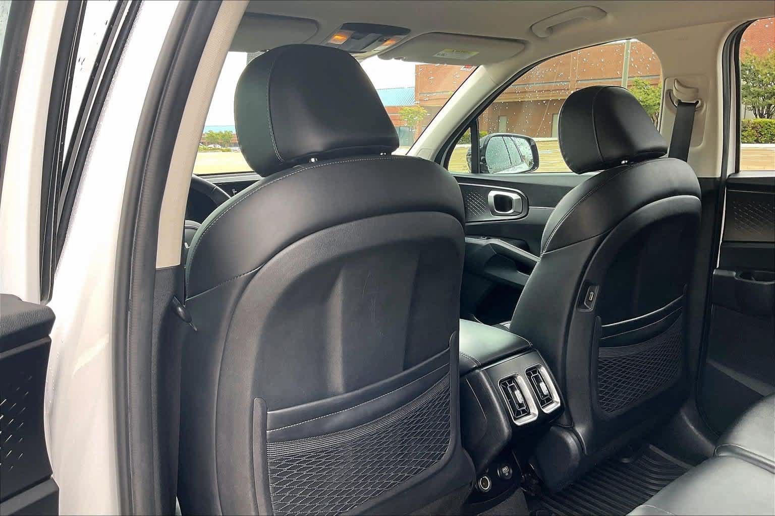 Used 2023 Kia Sorento S FWD image 10