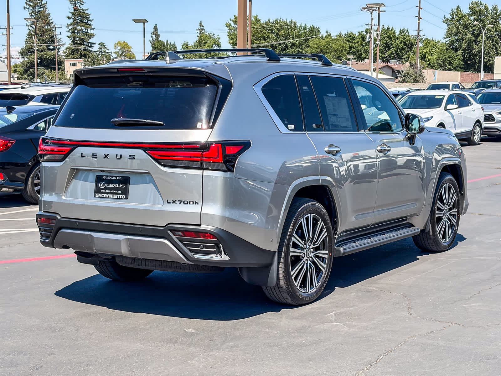 New 2026 Lexus LX 700h Luxury AWD/4WD image 4