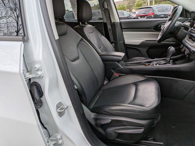 Certified 2022 Jeep Compass Limited image 27