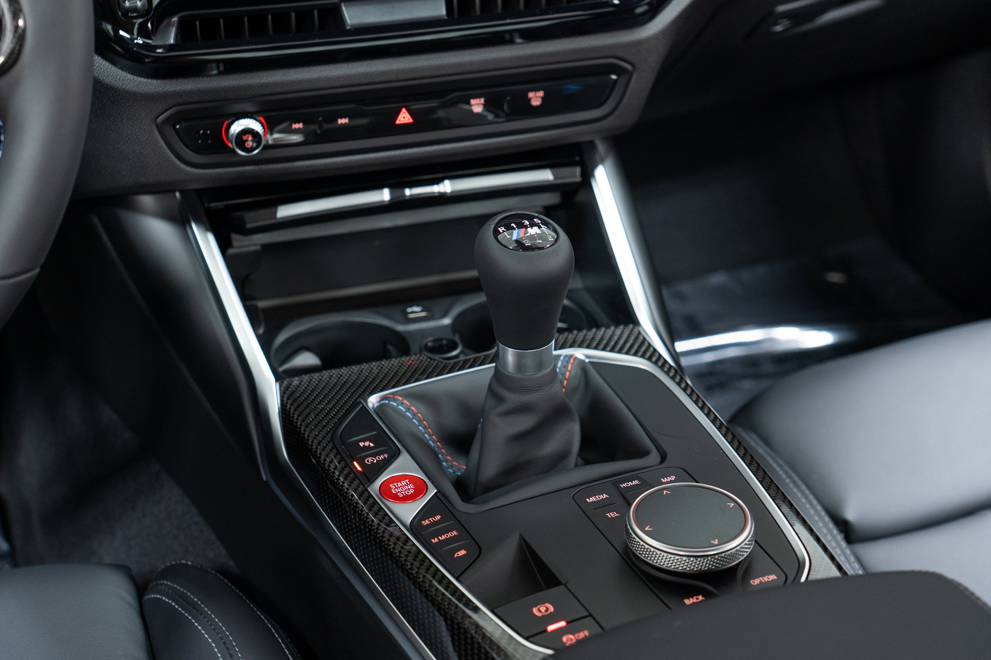 New 2026 BMW M2 w/ Lighting Package RWD image 21