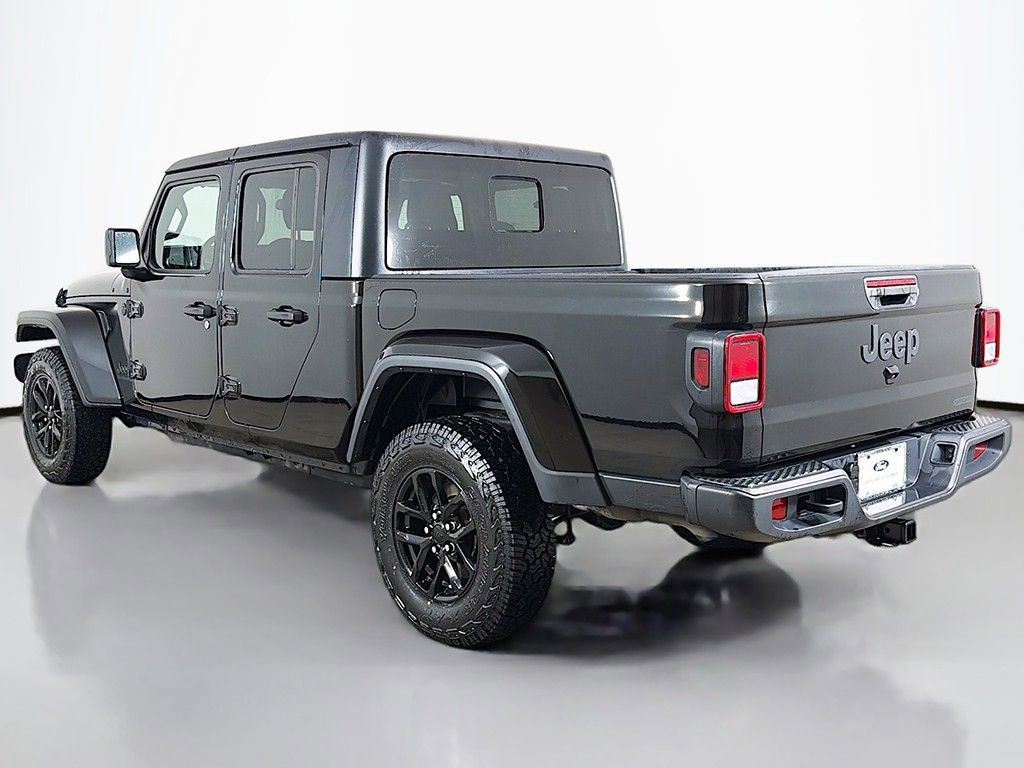 Used 2021 Jeep Gladiator Sport image 6