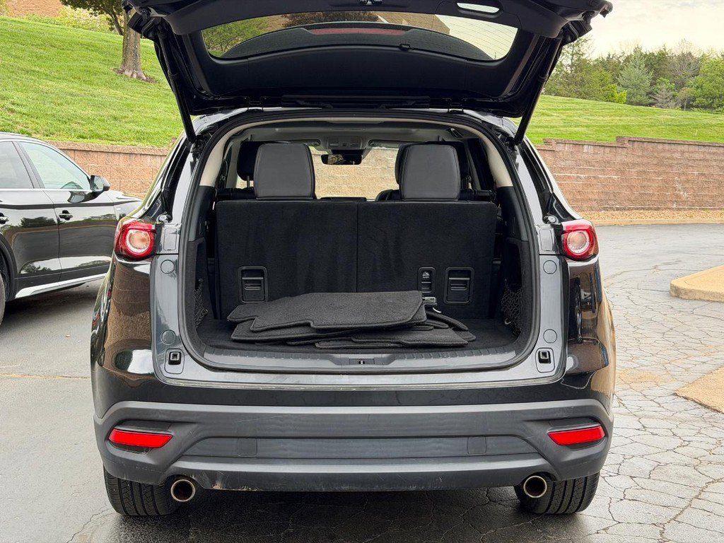 Used 2023 MAZDA CX-9 Touring Plus image 4