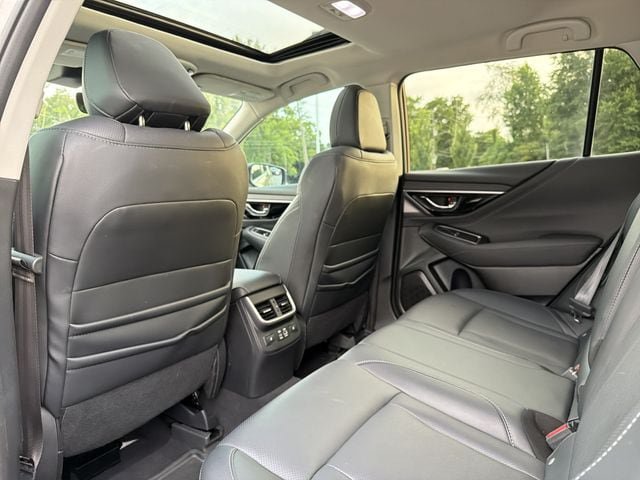 Used 2024 Subaru Outback Limited AWD/4WD image 12