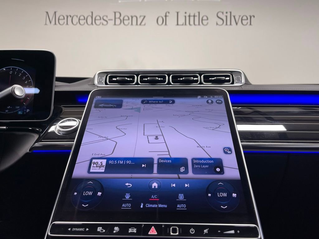 Used 2023 Mercedes-Benz S 580e 4MATIC Sedan w/ 3D Technology Package image 32