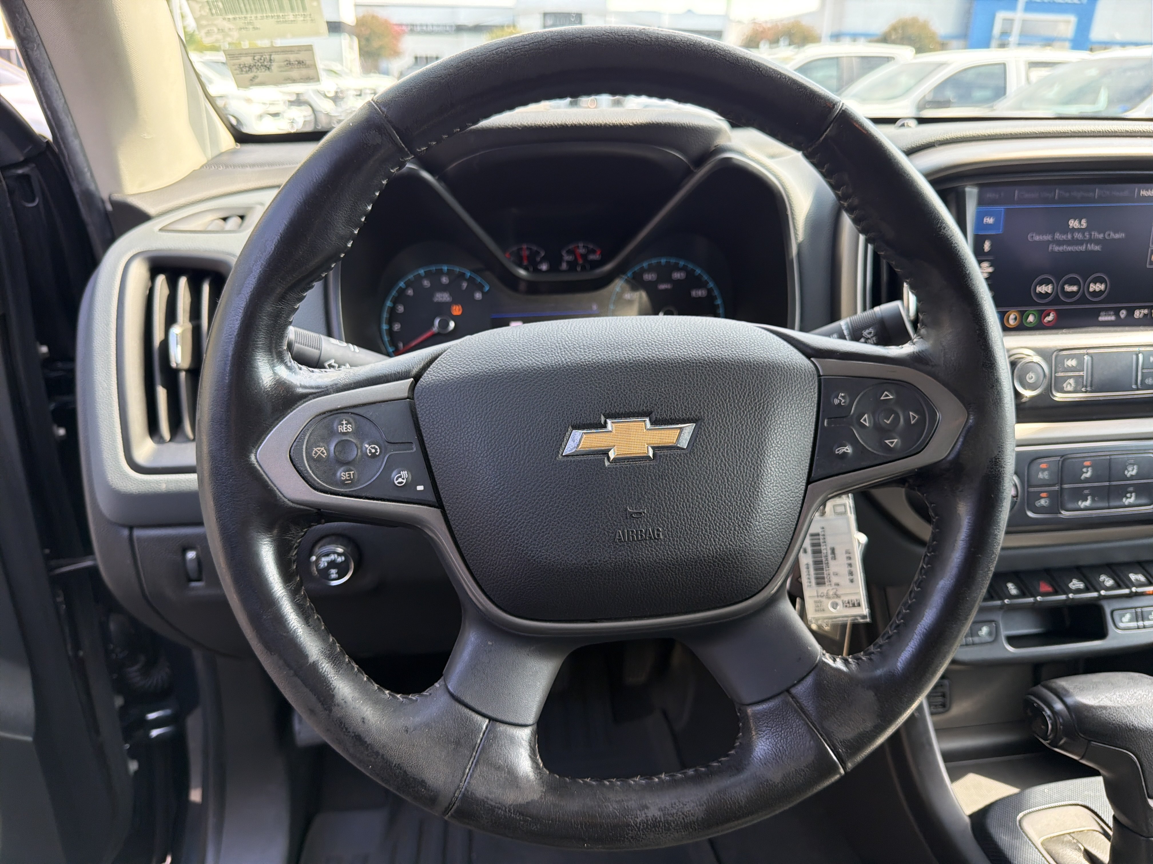 Used 2020 Chevrolet Colorado Z71 AWD/4WD image 18